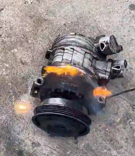 汽车零部件怎样用激光除锈机进行清洗呢？